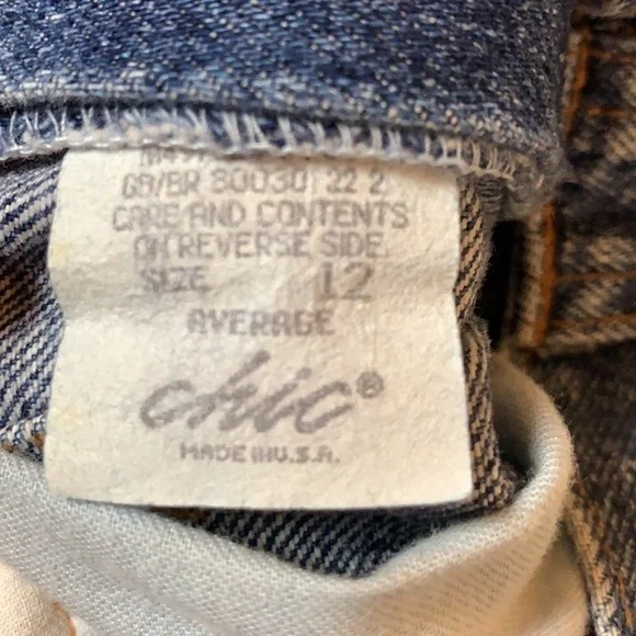 Vintage Chic mom / high rise denim jeans with pleat front & no back pockets - Picture 14 of 14